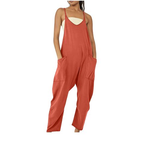 women's sleeveless oversized casual jumpsuit.